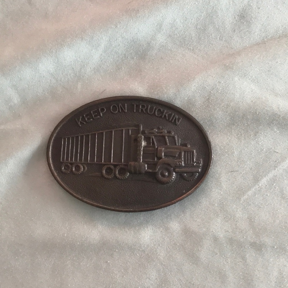 Belt buckle
